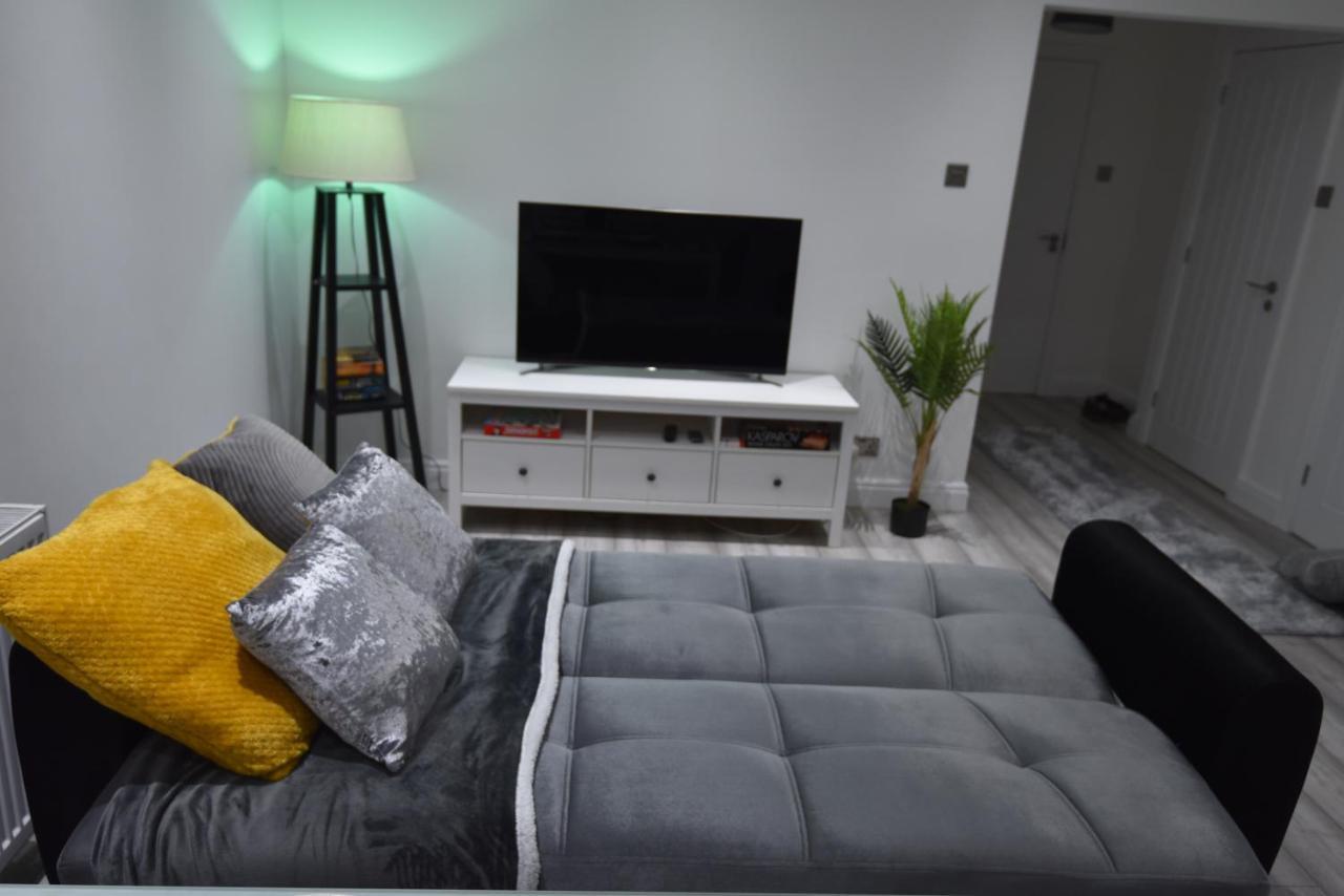 Cozy! 2-Bedroom Exclusive Apartment Near Bristol City Centre Easton Speedwell Sleeps Upto 6 Exterior foto